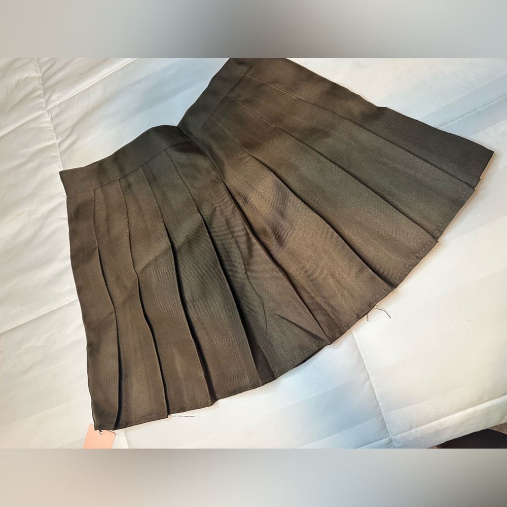 Micas dark brown Tennis Skirt(with attached shorts)